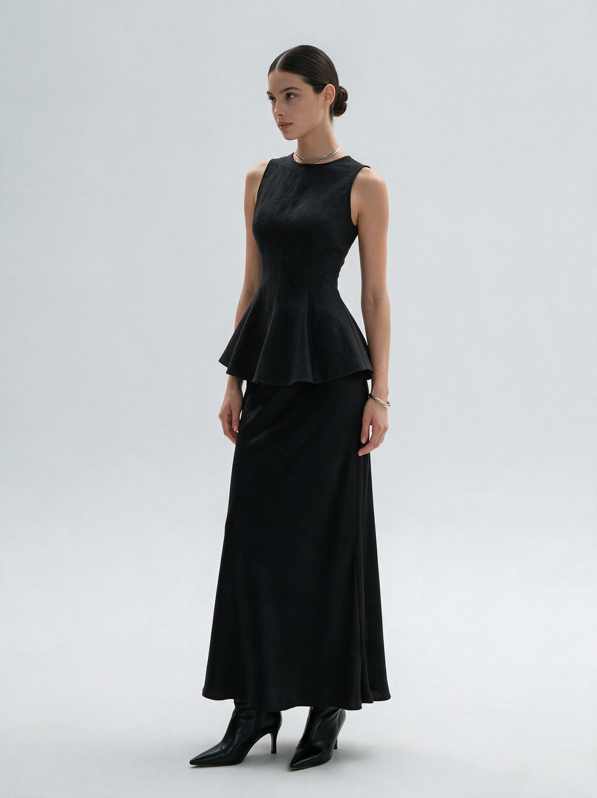 Valeria Linen Peplum Top - Black — model full body