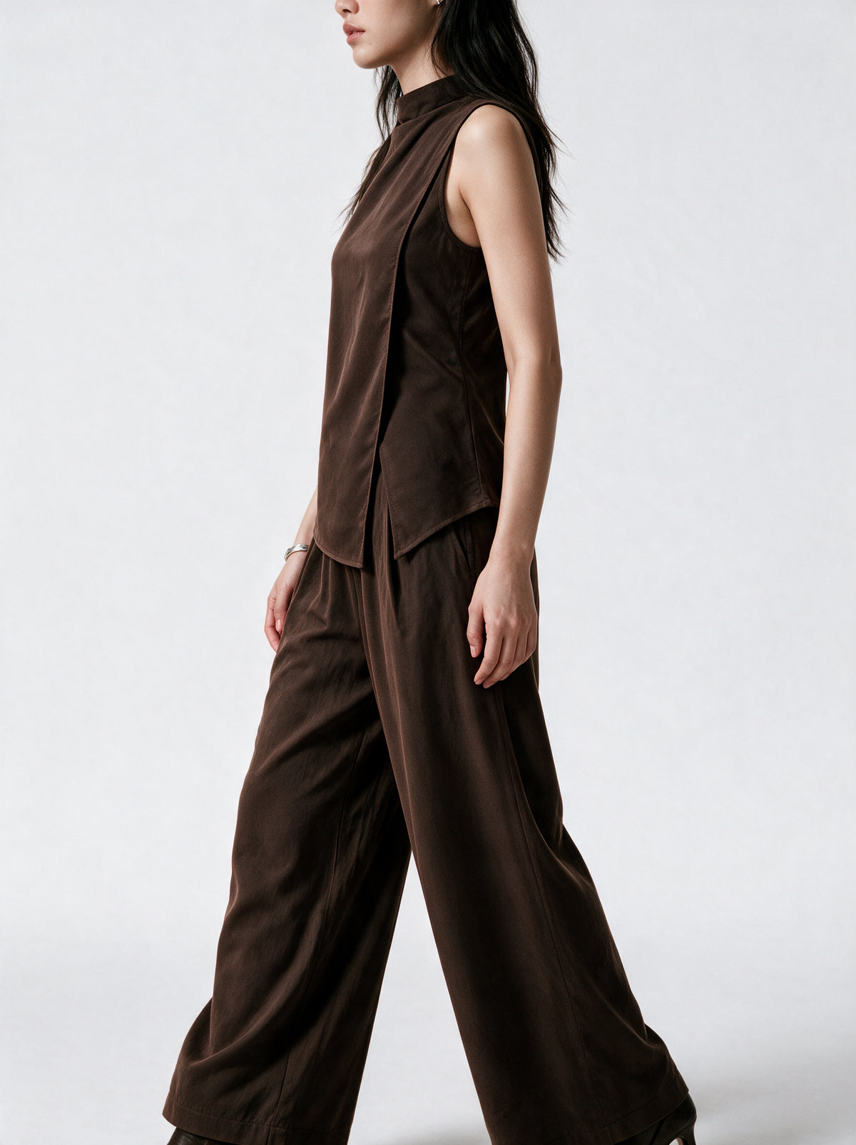 Valeria Sculpted Wrap Co-Ord Set - Brown — model side detail